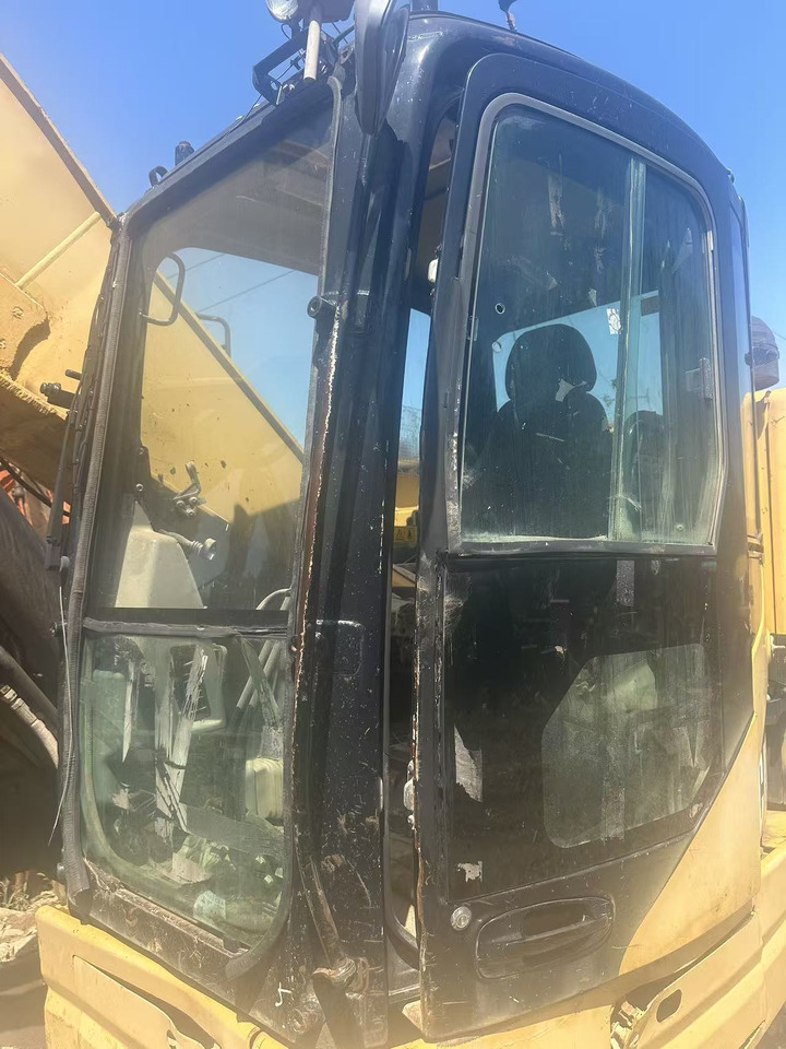 CATERPILLAR 314C - Cab for Excavator: picture 5 CATERPILLAR 314C - Cab for Excavator: picture 5