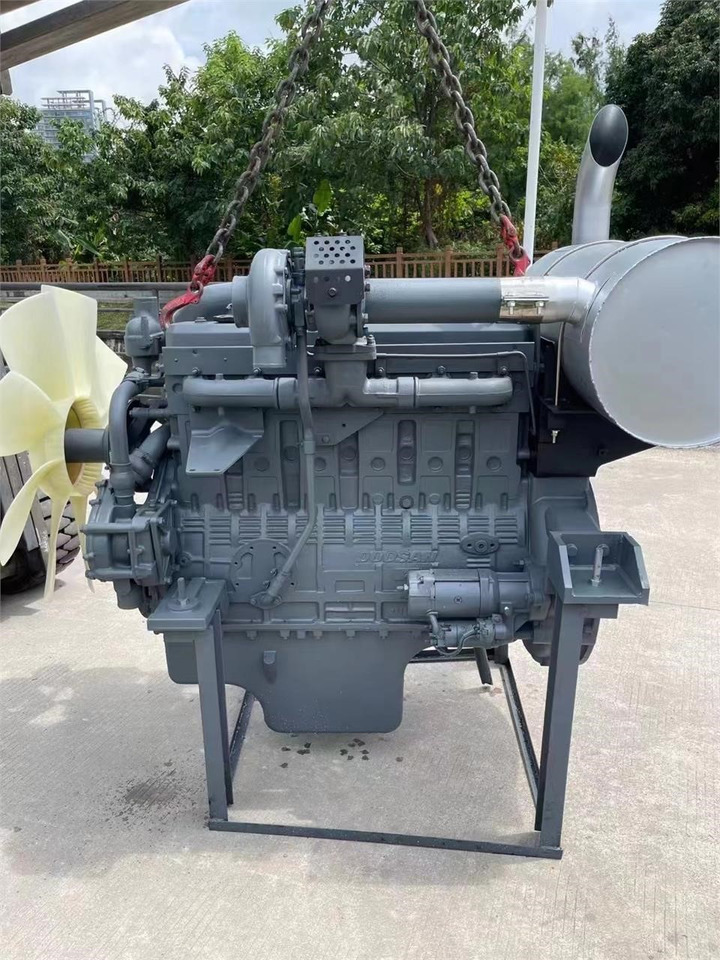 DOOSAN DE12TIS - Engine for Excavator: picture 2 DOOSAN DE12TIS - Engine for Excavator: picture 2