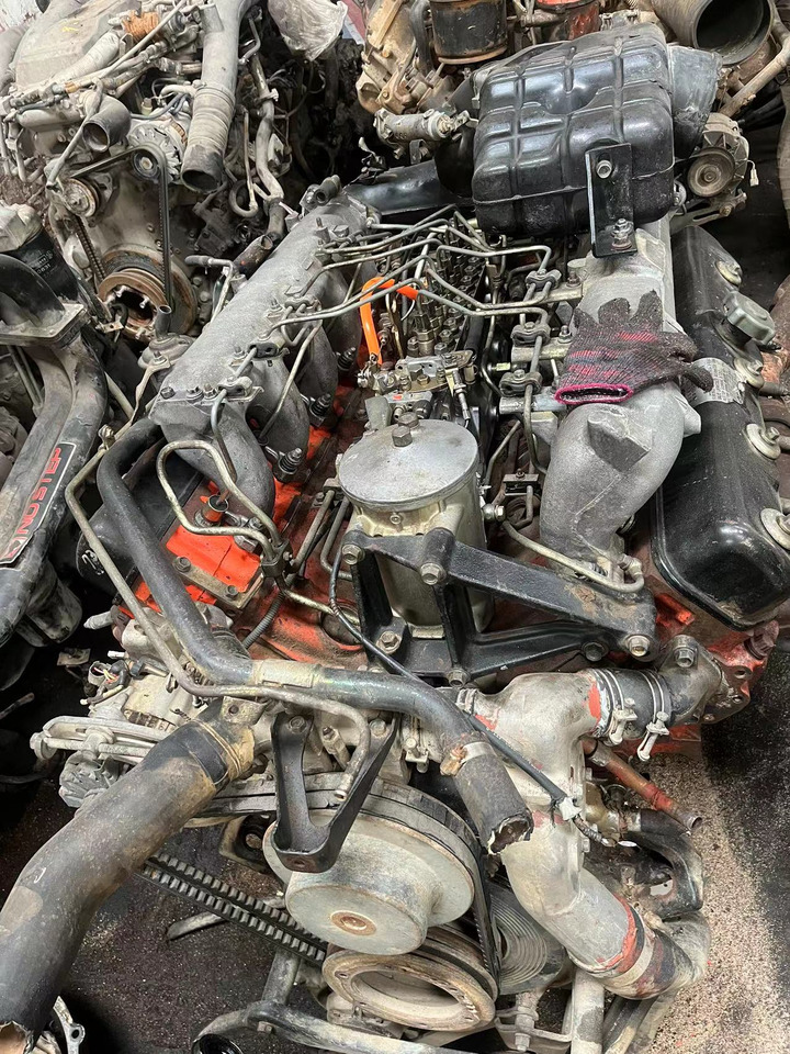 ISUZU 10PE1 - Engine: picture 3 ISUZU 10PE1 - Engine: picture 3