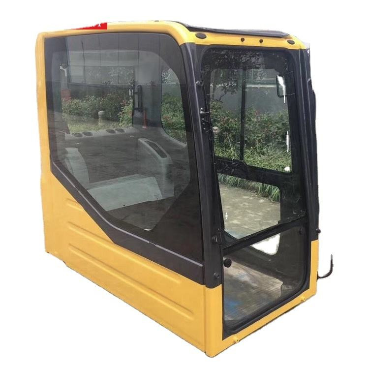 KOMATSU PC220-8 - Cab for Excavator: picture 1 KOMATSU PC220-8 - Cab for Excavator: picture 1