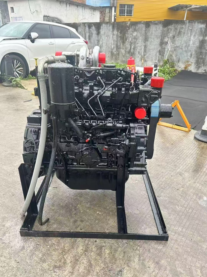 MITSUBISHI D04 - Engine for Excavator: picture 1 MITSUBISHI D04 - Engine for Excavator: picture 1