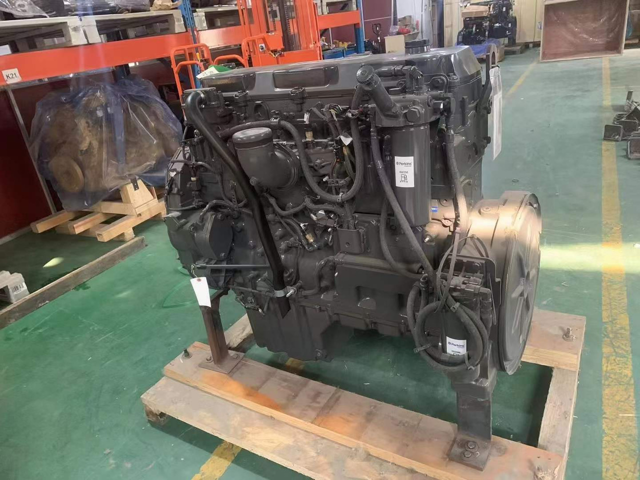 PERKINS 2206D - Engine for Excavator: picture 1 PERKINS 2206D - Engine for Excavator: picture 1