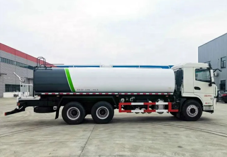 SHACMAN SHACMAN H3000 20 cubic meters tanker - Tank truck: picture 2 SHACMAN SHACMAN H3000 20 cubic meters tanker - Tank truck: picture 2