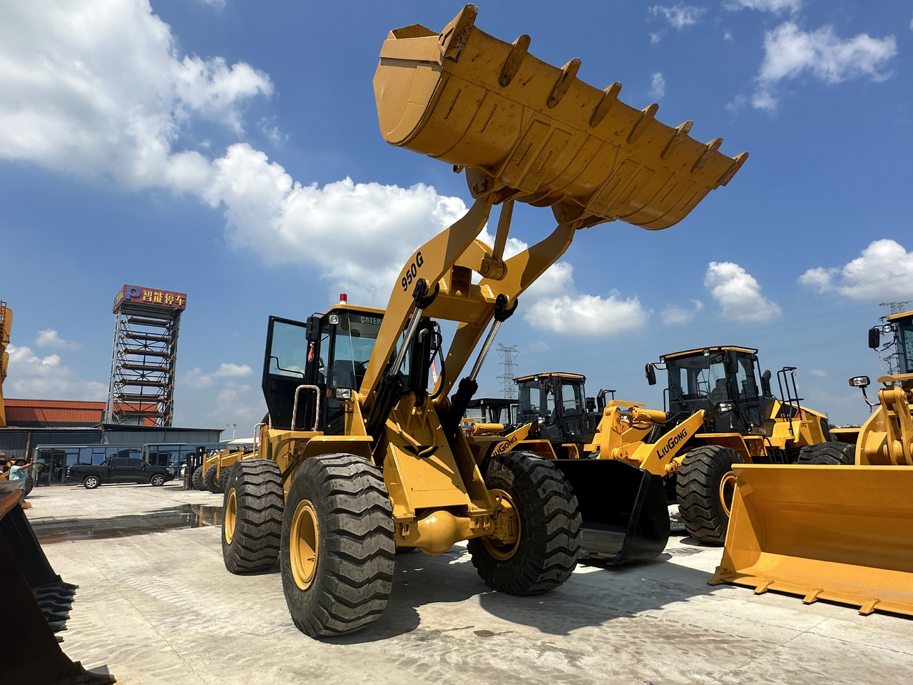 BACKHOE LOADER Used High Quality CAT 950G Wheel Loader on Hot Sale CAT in Stock for Sale - Wheel loader: picture 2 BACKHOE LOADER Used High Quality CAT 950G Wheel Loader on Hot Sale CAT in Stock for Sale - Wheel loader: picture 2
