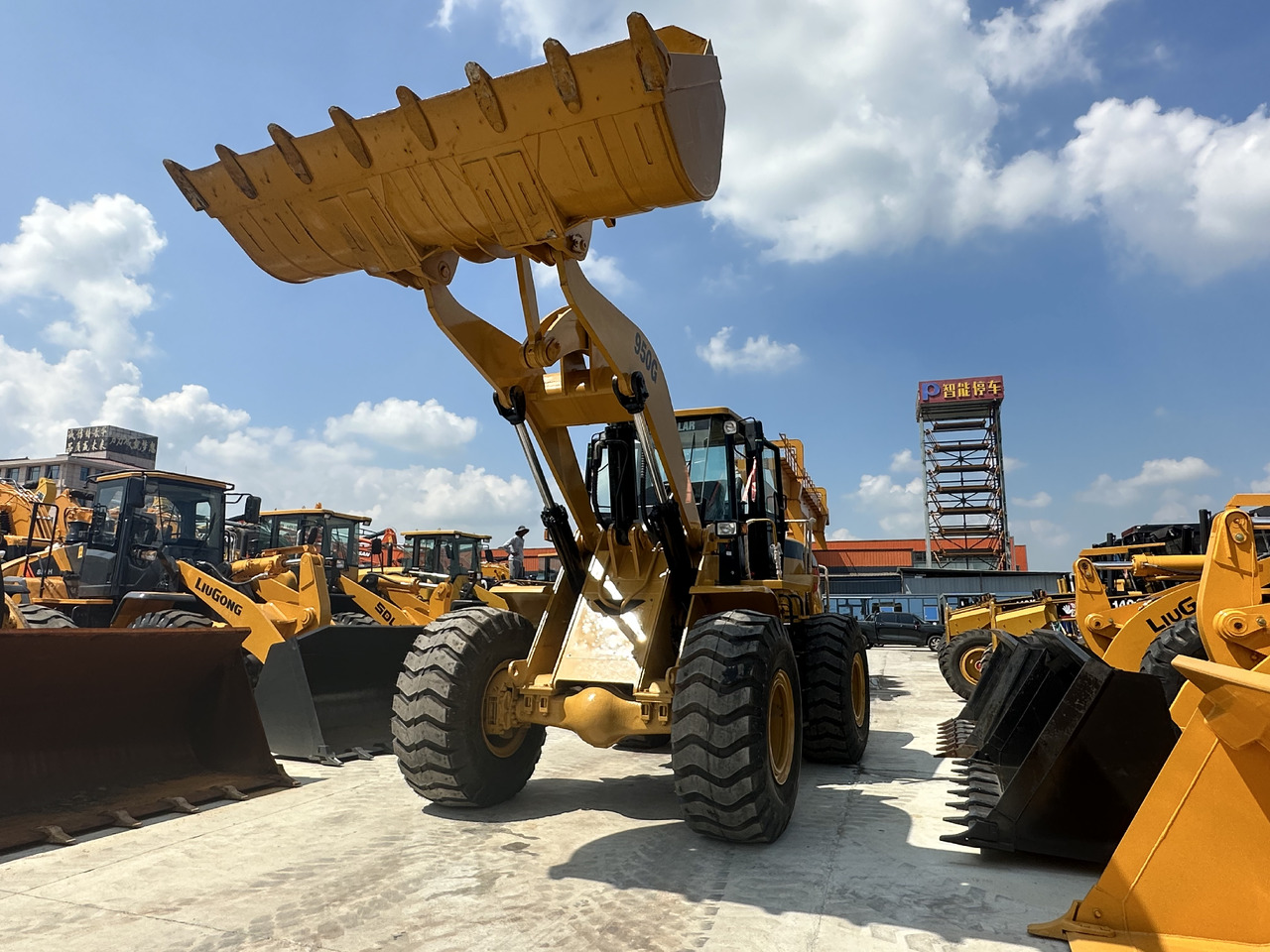 BACKHOE LOADER Used High Quality CAT 950G Wheel Loader on Hot Sale CAT in Stock for Sale - Wheel loader: picture 5 BACKHOE LOADER Used High Quality CAT 950G Wheel Loader on Hot Sale CAT in Stock for Sale - Wheel loader: picture 5