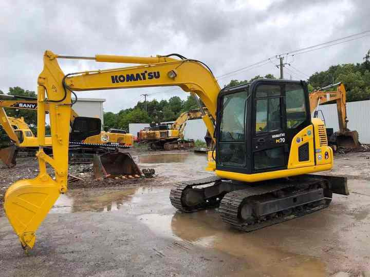 Cheap Used Komatsu PC70-8 Crawler Excavator with High Efficiency Used Heavy Machinery K omatsu PC70-8 Digger Cheap for Sale - Crawler excavator: picture 4 Cheap Used Komatsu PC70-8 Crawler Excavator with High Efficiency Used Heavy Machinery K omatsu PC70-8 Digger Cheap for Sale - Crawler excavator: picture 4