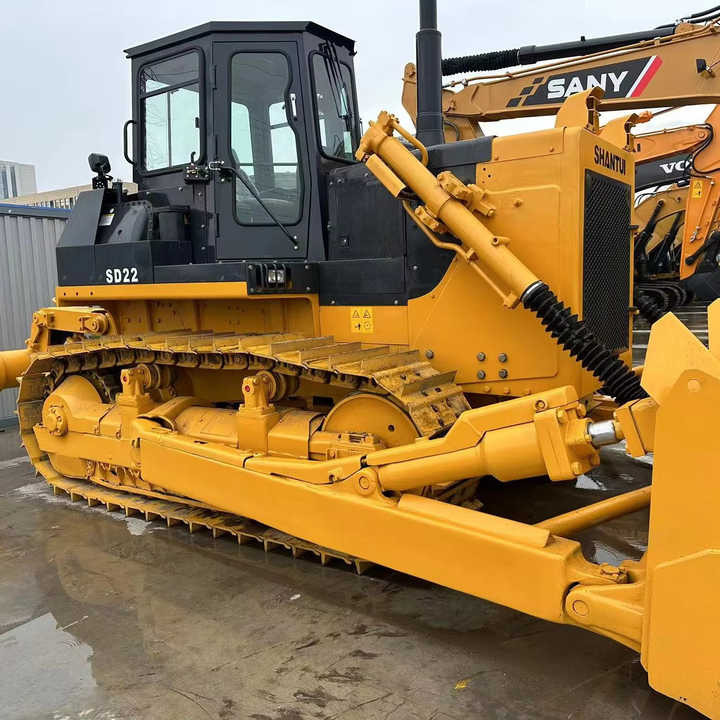 China Brand Bulldozer Shantui SD22 Used Bulldozer Low Price Bulldozer Market Machinery and Equipment for Sale - Bulldozer: picture 1 China Brand Bulldozer Shantui SD22 Used Bulldozer Low Price Bulldozer Market Machinery and Equipment for Sale - Bulldozer: picture 1
