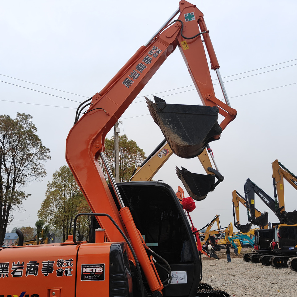 CRAWLER EXCAVATOR Used Hitachi ZX70 Excavator for Sale - Low Hours - Construction machinery: picture 4 CRAWLER EXCAVATOR Used Hitachi ZX70 Excavator for Sale - Low Hours - Construction machinery: picture 4