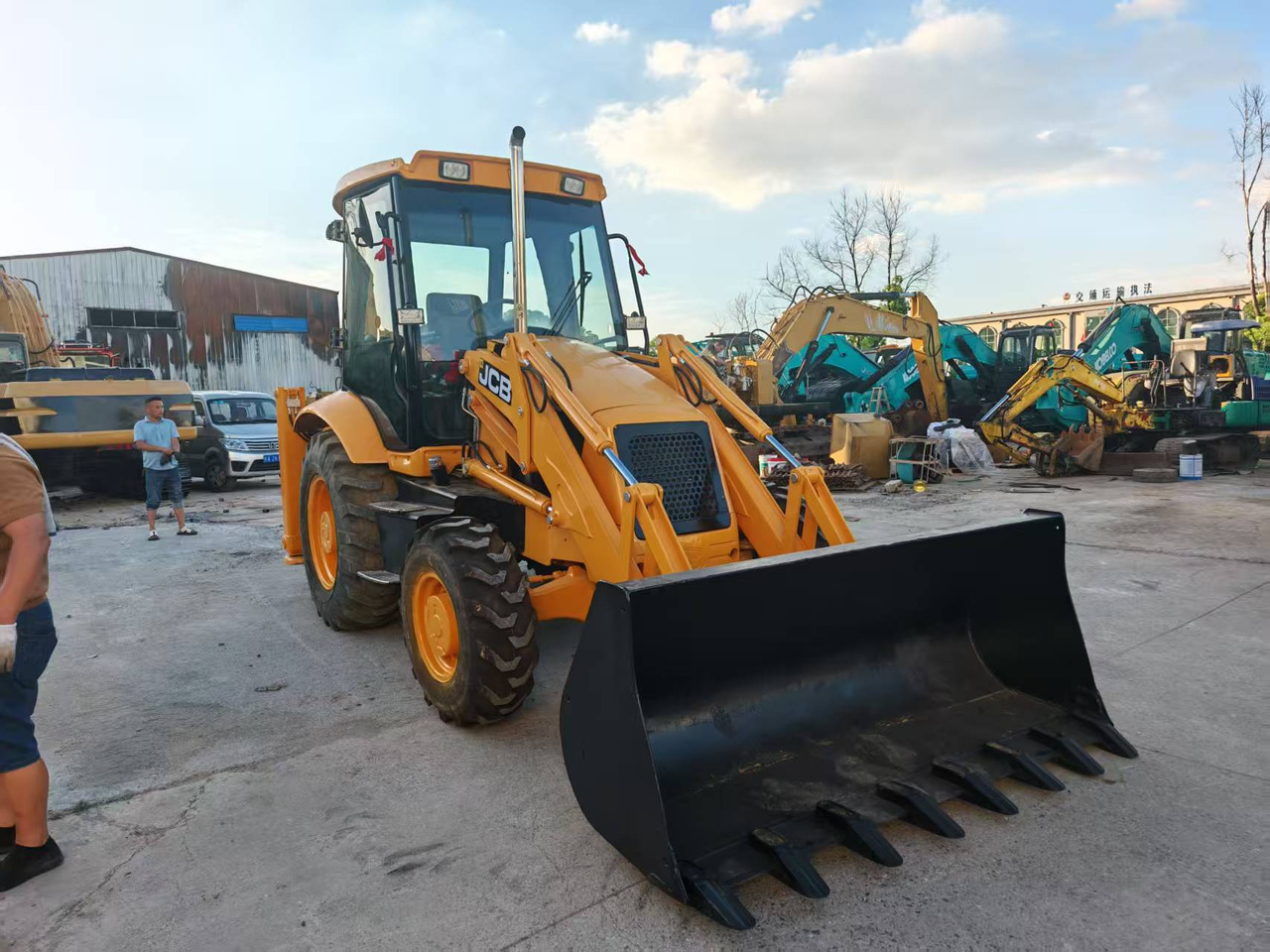 Used Second-hand Backhoe JCB 3CX - Construction machinery: picture 1 Used Second-hand Backhoe JCB 3CX - Construction machinery: picture 1