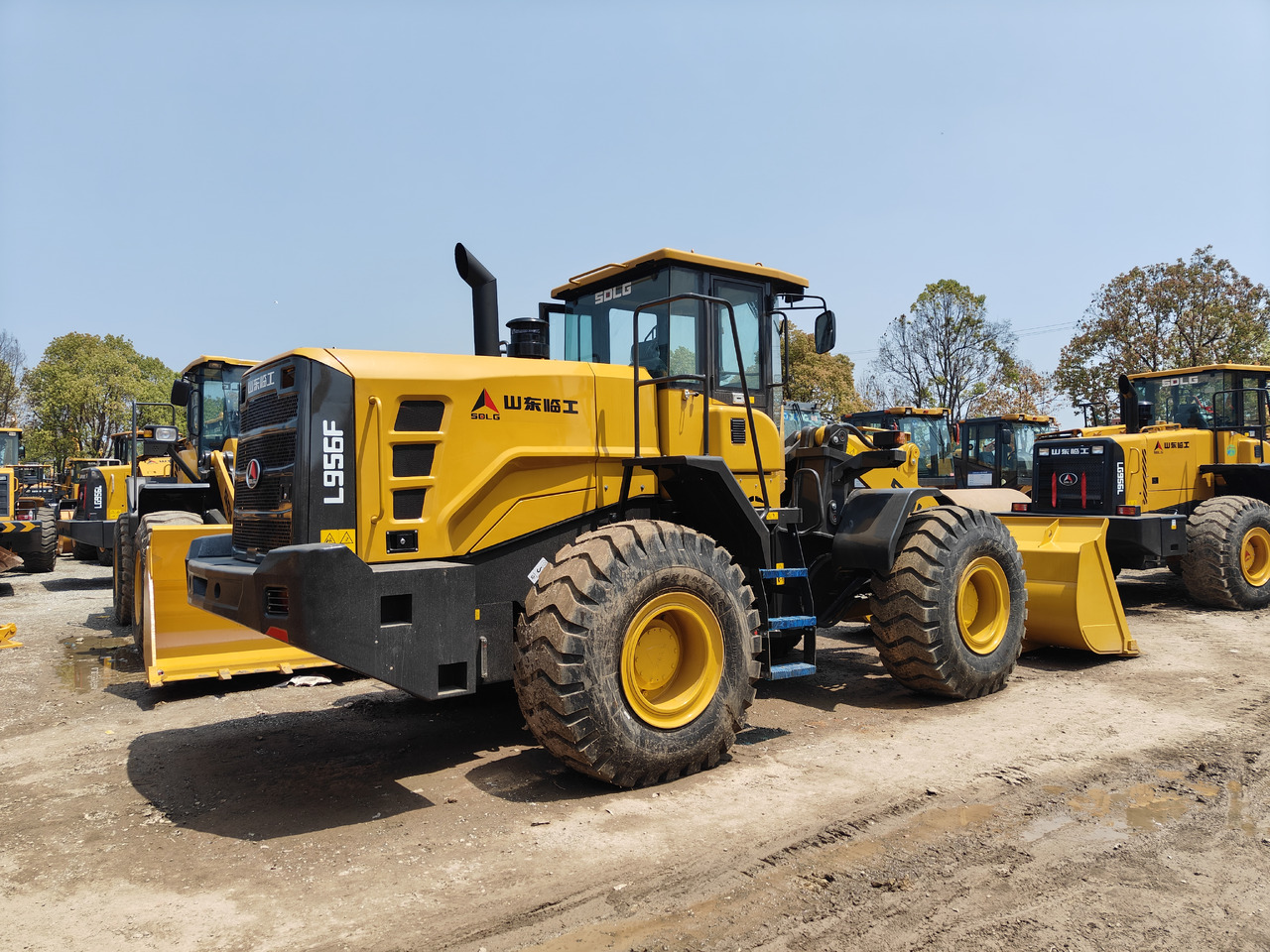 WHEEL LOADER USED Loaders SDLG LG956F WHEEL LOADER in China Machines for Sale - Construction machinery: picture 2 WHEEL LOADER USED Loaders SDLG LG956F WHEEL LOADER in China Machines for Sale - Construction machinery: picture 2