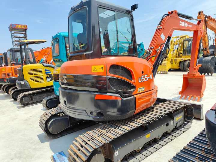 Perfect Condition Kubota U55-4 Japan Brand Mini Excavator with Pusher for Sale Kubota U25 35 55 5tons - Excavator: picture 2 Perfect Condition Kubota U55-4 Japan Brand Mini Excavator with Pusher for Sale Kubota U25 35 55 5tons - Excavator: picture 2
