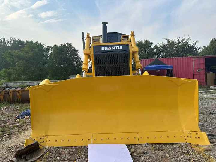 Used China Brand Shantui Sd32 Bulldozer in Stock High Quality Shantui Sd16 22 32 Bulldozer for Sale - Bulldozer: picture 4 Used China Brand Shantui Sd32 Bulldozer in Stock High Quality Shantui Sd16 22 32 Bulldozer for Sale - Bulldozer: picture 4
