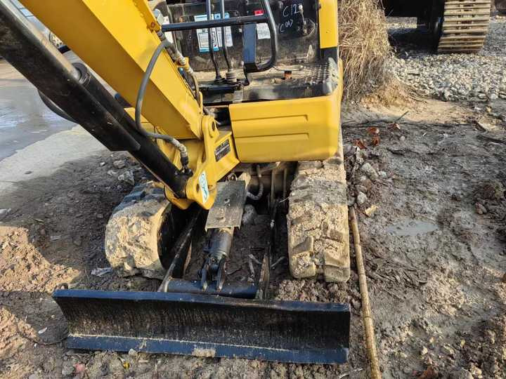Used Digger CAT 301 Construction Machinery 2 Ton Construction Digger Used CAT 301 Cheap Excavator - Crawler excavator: picture 5 Used Digger CAT 301 Construction Machinery 2 Ton Construction Digger Used CAT 301 Cheap Excavator - Crawler excavator: picture 5