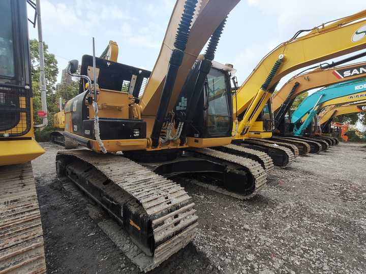 Used Digger CAT 329D2 Construction Machinery Construction Digger Used CAT 329D2 Cheap Excavator - Crawler excavator: picture 3 Used Digger CAT 329D2 Construction Machinery Construction Digger Used CAT 329D2 Cheap Excavator - Crawler excavator: picture 3