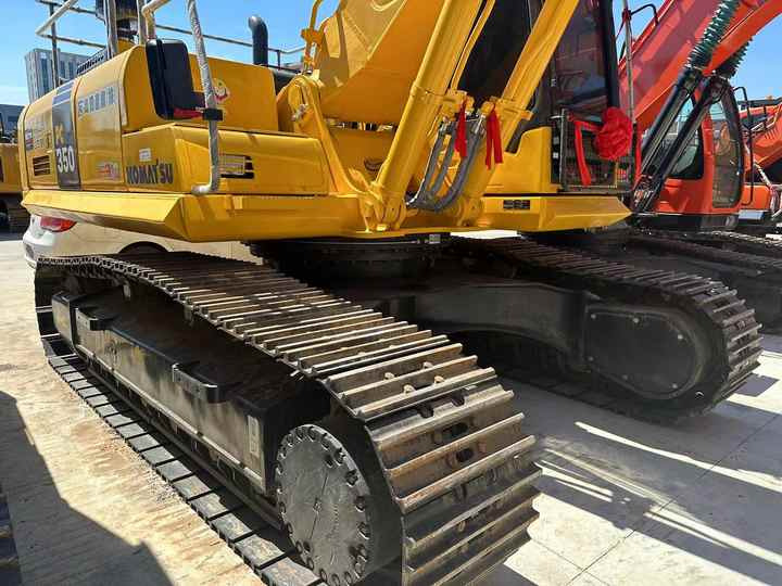 Used Japan Brand komatsu Pc350-7 with High Quality Used Engineering & Construction Machinery - Crawler excavator: picture 3 Used Japan Brand komatsu Pc350-7 with High Quality Used Engineering & Construction Machinery - Crawler excavator: picture 3