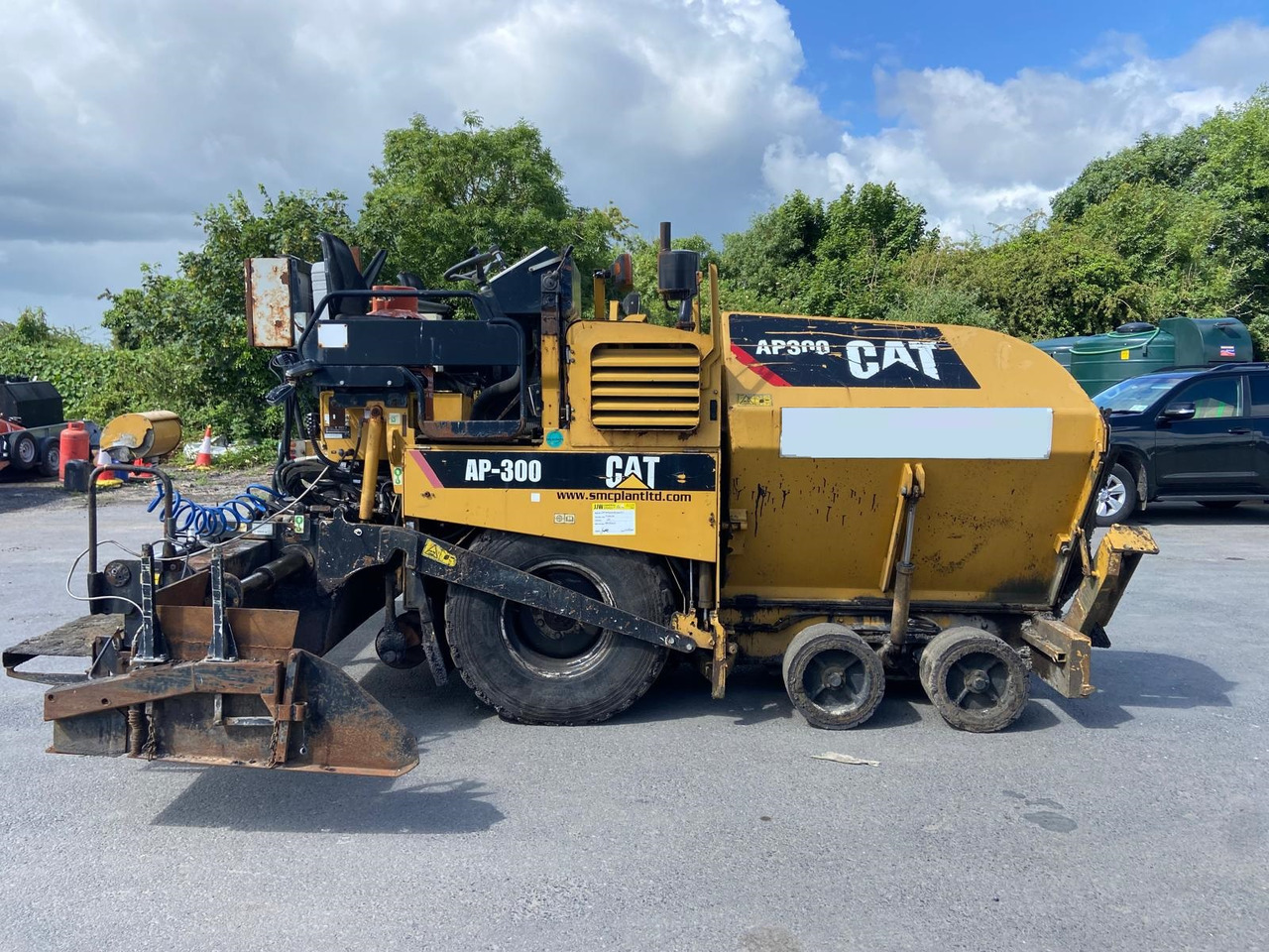 Excavator CATERPILLAR AP300: picture 6