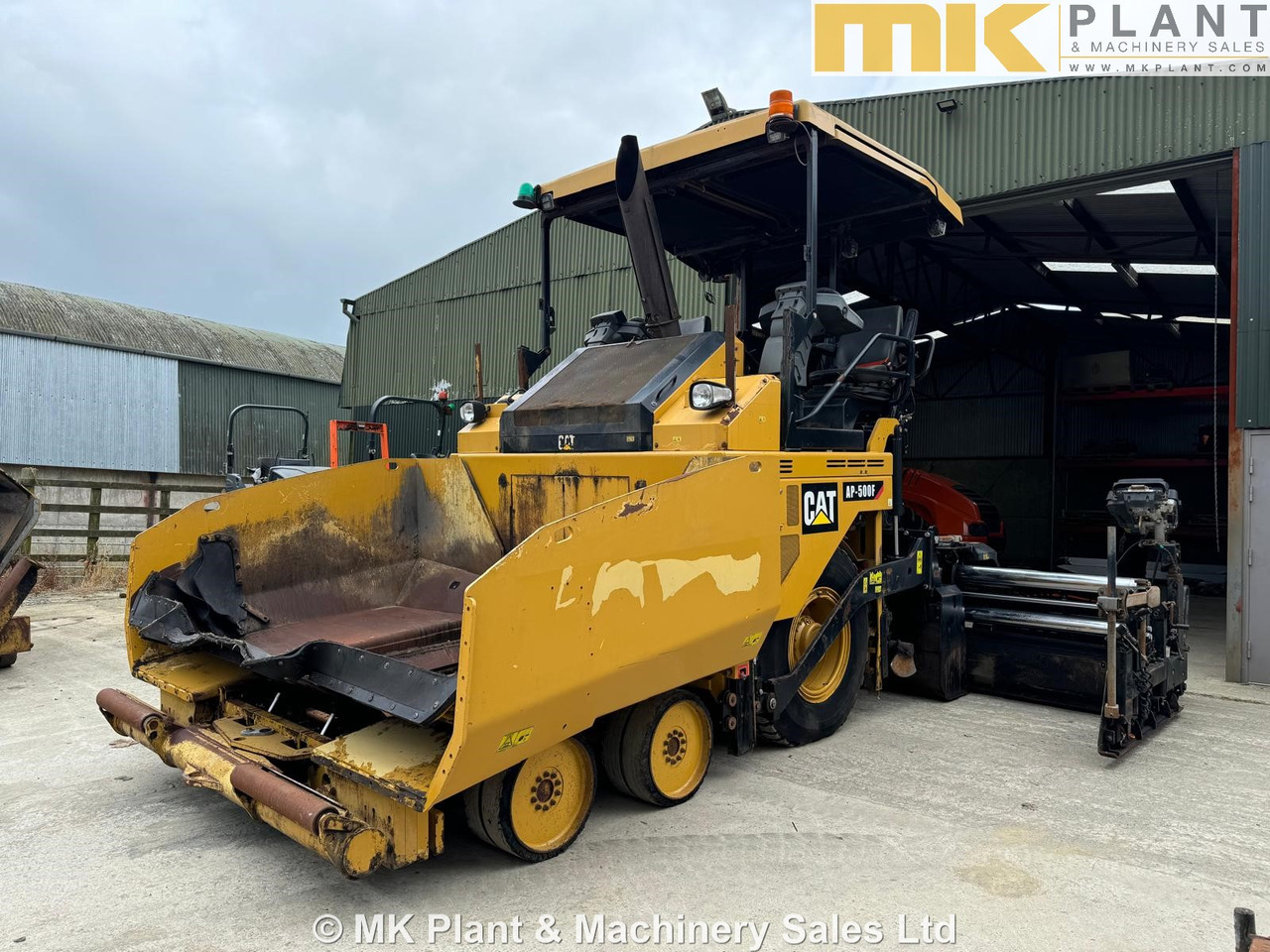 CATERPILLAR AP500F - Asphalt paver: picture 2 CATERPILLAR AP500F - Asphalt paver: picture 2
