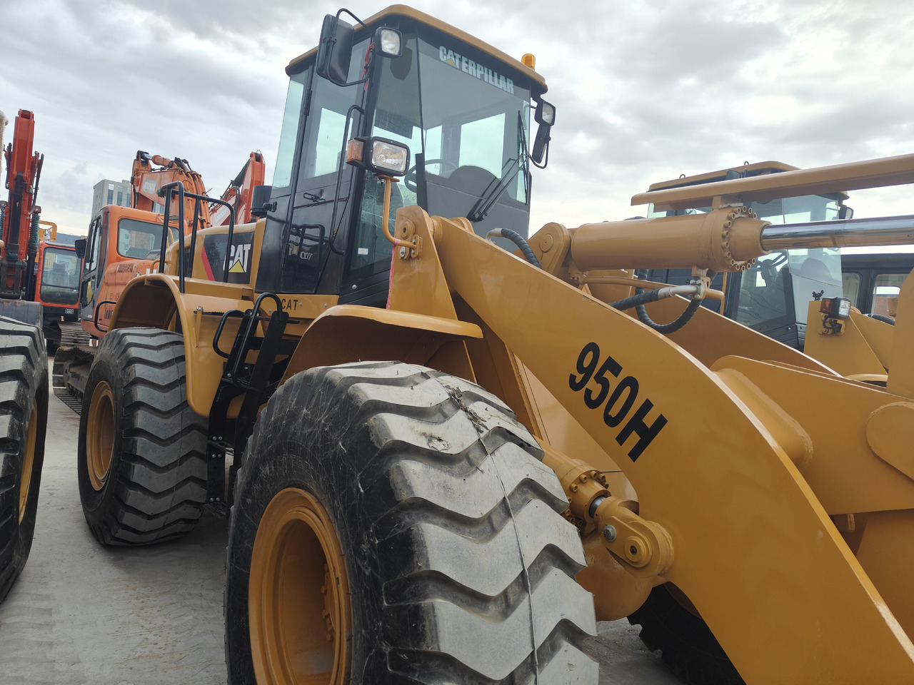 CATERPILLAR 950H - Wheel loader: picture 3 CATERPILLAR 950H - Wheel loader: picture 3