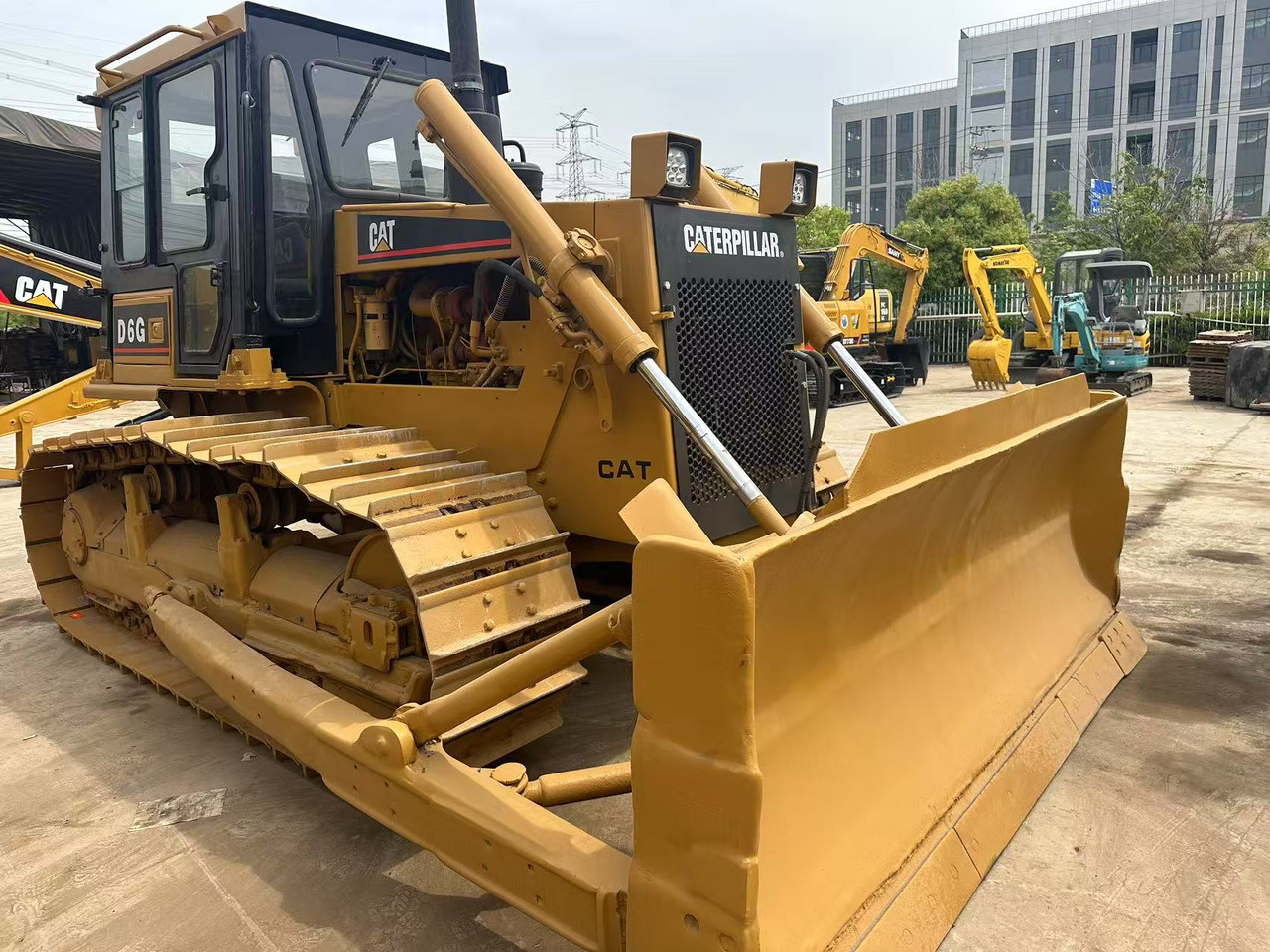 CATERPILLAR D6G - Bulldozer: picture 1 CATERPILLAR D6G - Bulldozer: picture 1