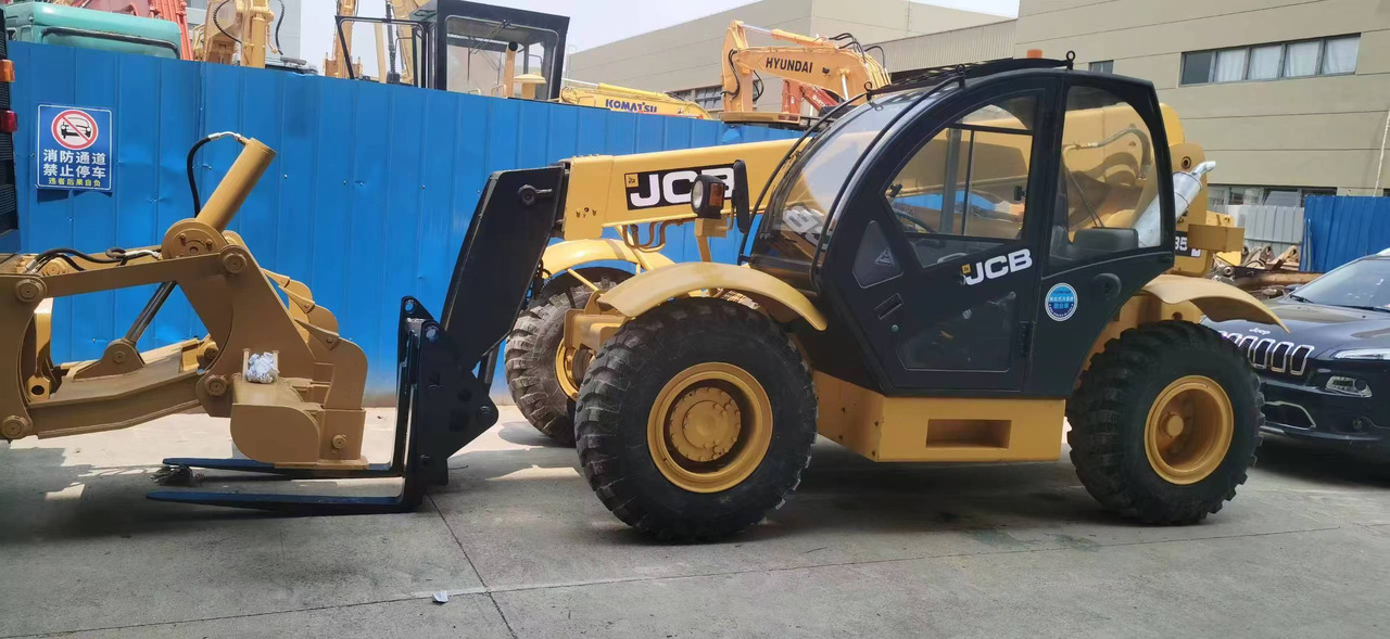 JCB 535 - Telescopic handler: picture 1 JCB 535 - Telescopic handler: picture 1