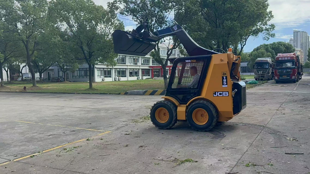 JCB JCB 185 - Skid steer loader: picture 1 JCB JCB 185 - Skid steer loader: picture 1