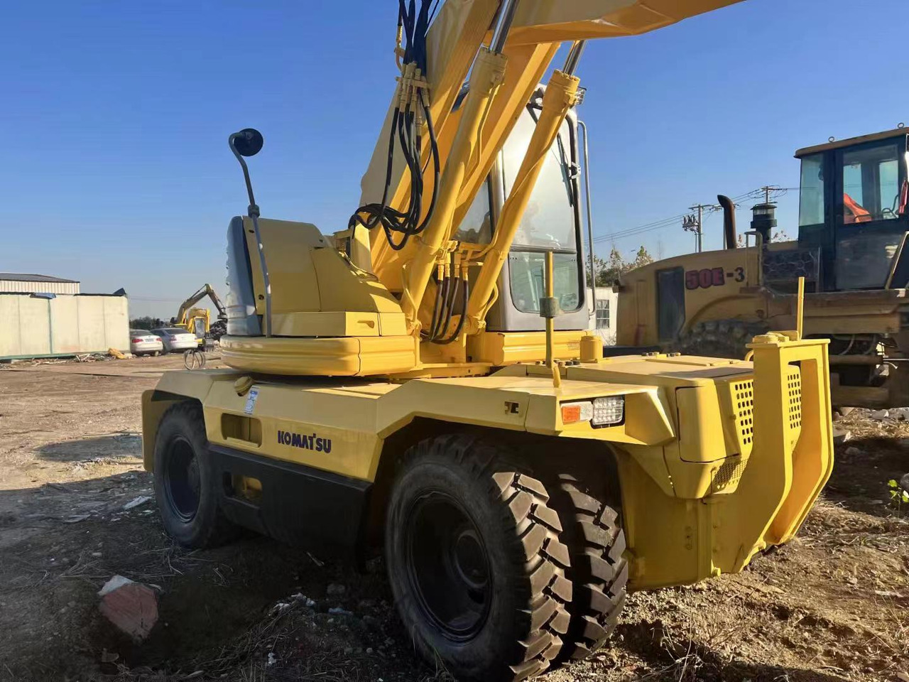 KOMATSU PC128US - Wheel excavator: picture 3 KOMATSU PC128US - Wheel excavator: picture 3