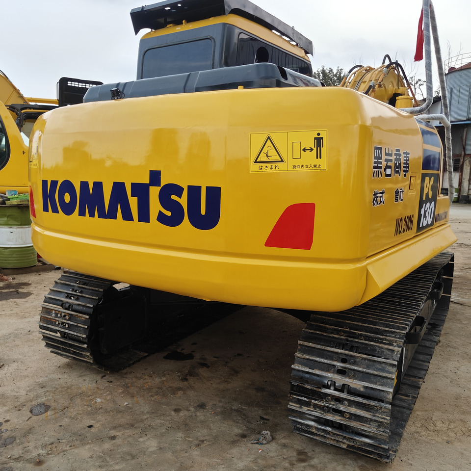 KOMATSU PC130-7 - Crawler excavator: picture 3 KOMATSU PC130-7 - Crawler excavator: picture 3