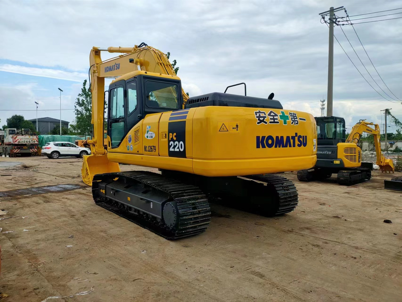 KOMATSU PC220-7 - Crawler excavator: picture 2 KOMATSU PC220-7 - Crawler excavator: picture 2