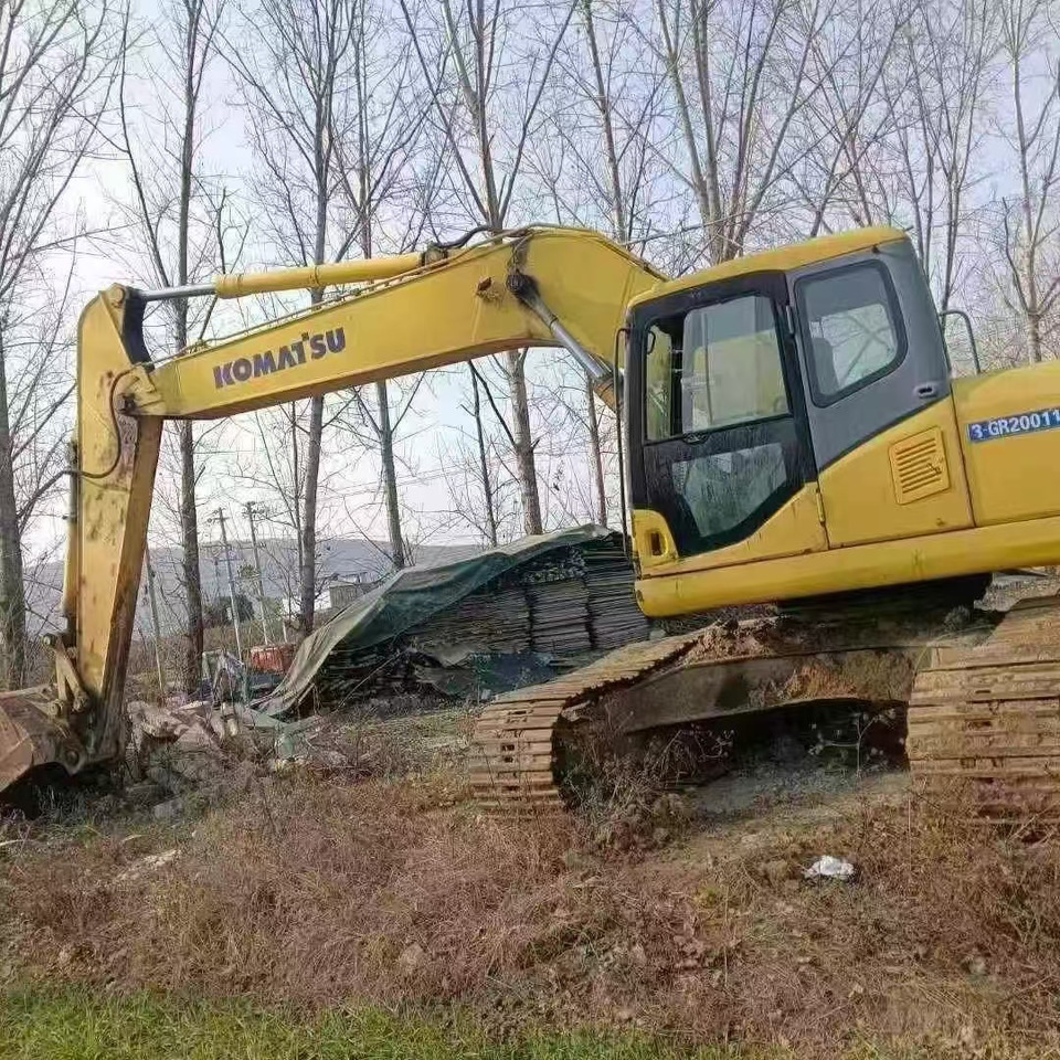 KOMATSU PC220-7 - Crawler excavator: picture 2 KOMATSU PC220-7 - Crawler excavator: picture 2