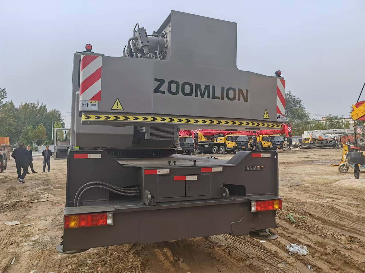 ZOOMLION ZTC350H - Mobile crane: picture 4 ZOOMLION ZTC350H - Mobile crane: picture 4