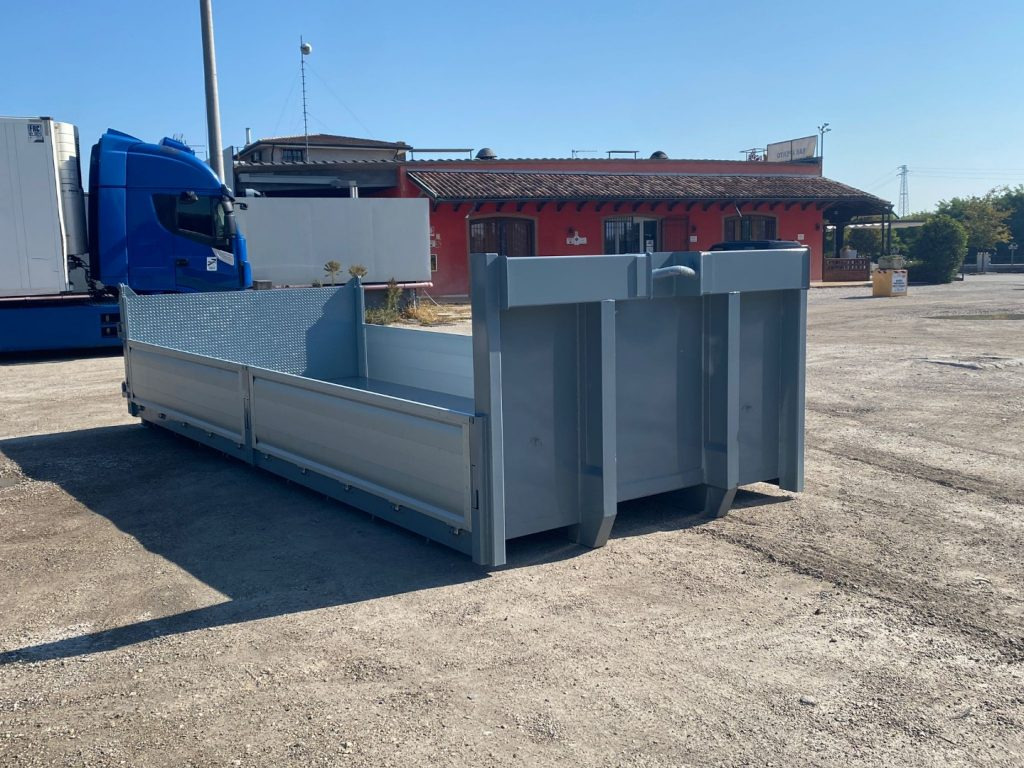 CONTAINER A PIANALE CON PIANTONI RIMOVIBILI IN FER - Roll-off container: picture 2 CONTAINER A PIANALE CON PIANTONI RIMOVIBILI IN FER - Roll-off container: picture 2