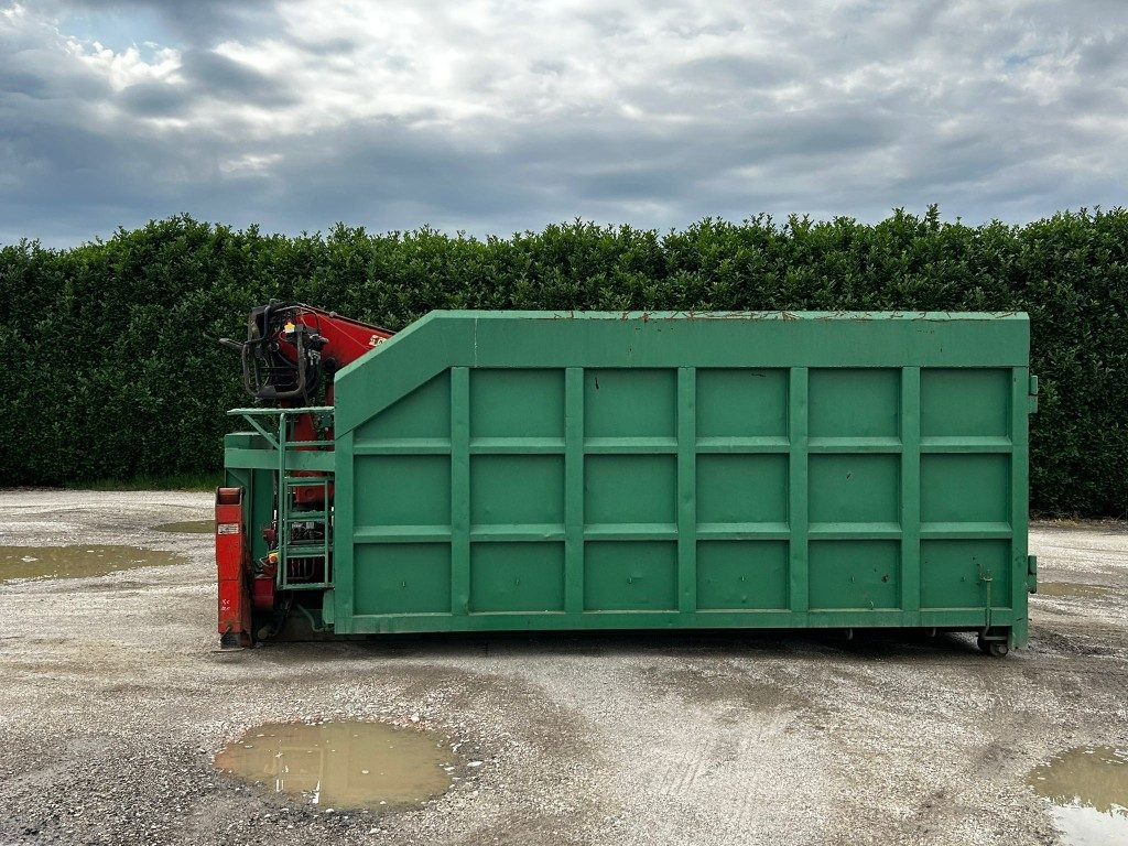 CONTAINER SCARRABILE USATO A CIELO APERTO + GRU - Roll-off container: picture 3 CONTAINER SCARRABILE USATO A CIELO APERTO + GRU - Roll-off container: picture 3