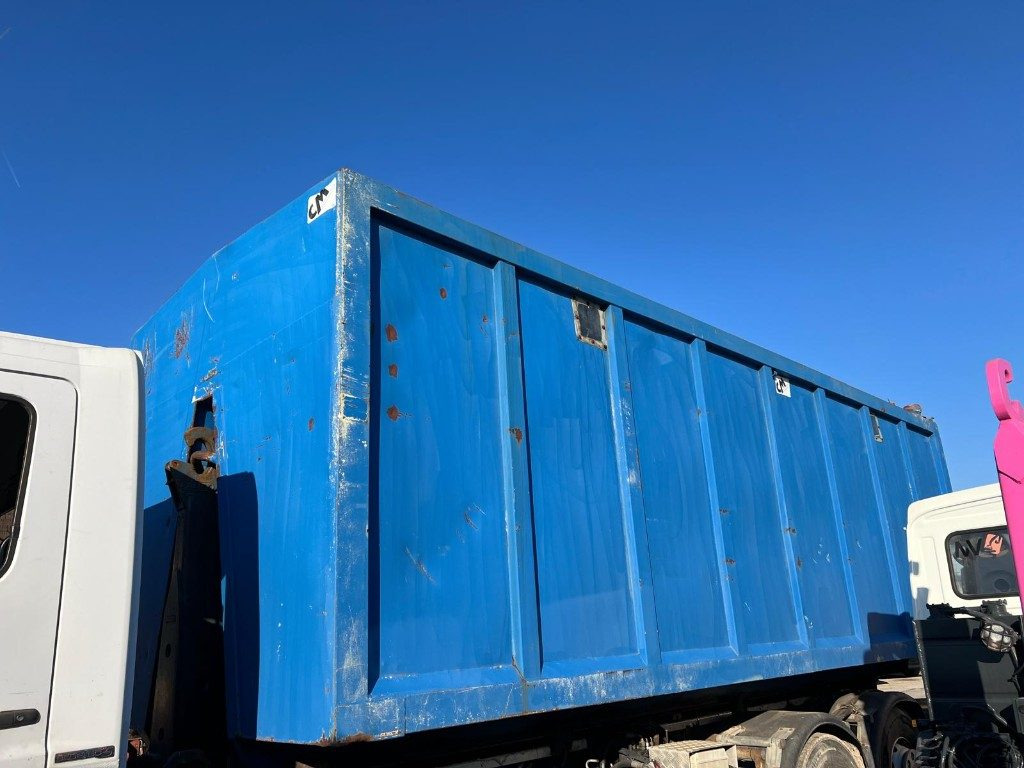 CONTAINER SCARRABILE USATO CON TETTO FISSO - Roll-off container: picture 4 CONTAINER SCARRABILE USATO CON TETTO FISSO - Roll-off container: picture 4