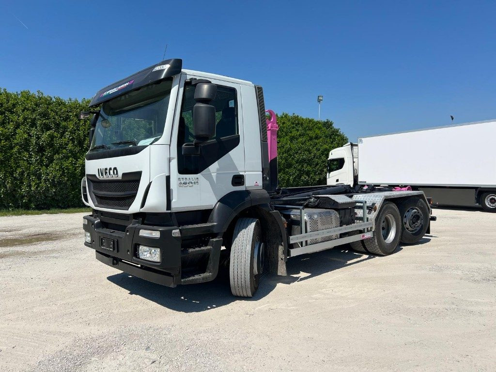 IVECO STRALIS 460 SCARRABILE - Hook lift truck: picture 1 IVECO STRALIS 460 SCARRABILE - Hook lift truck: picture 1