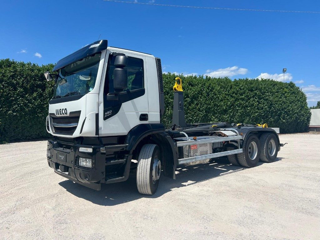 IVECO X-WAY 460 SCARRABILE - Hook lift truck: picture 1 IVECO X-WAY 460 SCARRABILE - Hook lift truck: picture 1