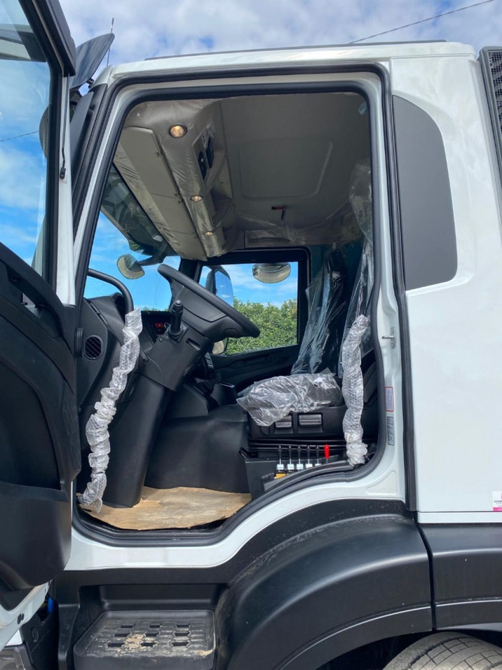 IVECO X-WAY AD280X48Y NUOVO SCARRABILE PASSO 3120 on lease IVECO X-WAY AD280X48Y NUOVO SCARRABILE PASSO 3120: picture 11