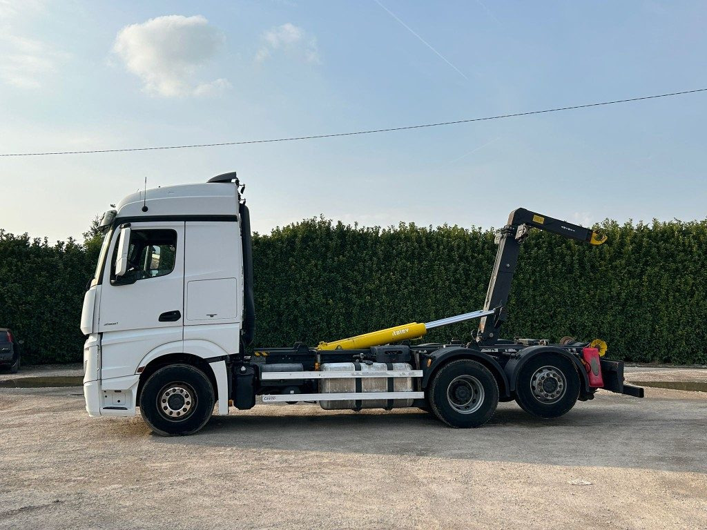 MERCEDES ACTROS 25.51 SCARRABILE - Hook lift truck: picture 5 MERCEDES ACTROS 25.51 SCARRABILE - Hook lift truck: picture 5