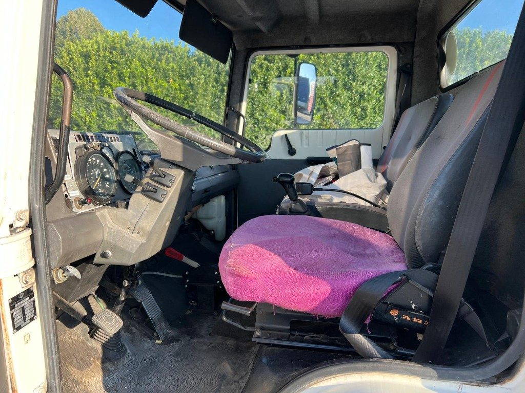 Tow truck NISSAN M I L50 PER SOCCORSO STRADALE: picture 8 Tow truck NISSAN M I L50 PER SOCCORSO STRADALE: picture 8