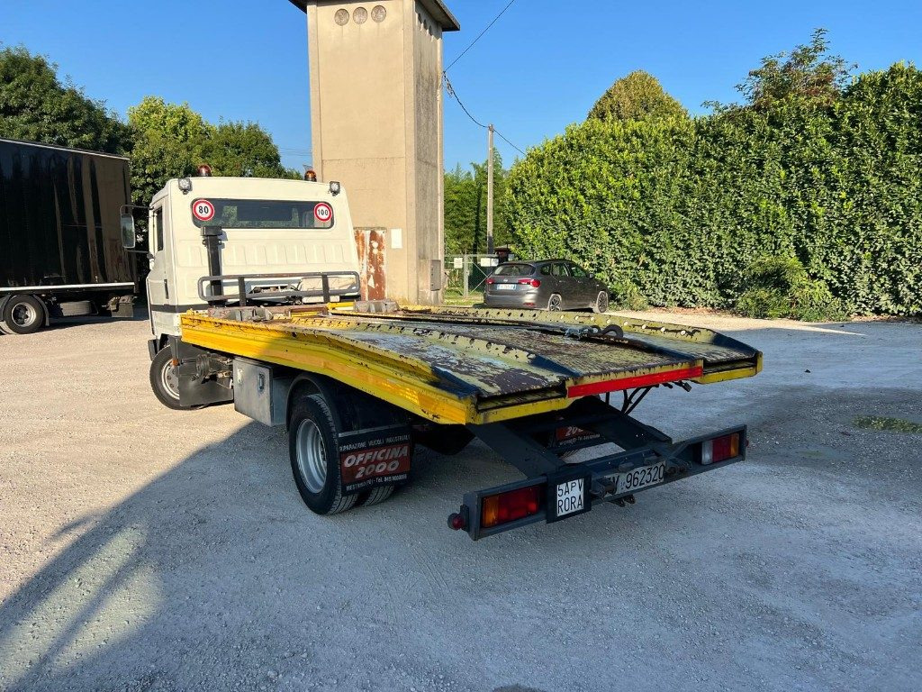 NISSAN M I L50 PER SOCCORSO STRADALE - Tow truck: picture 4 NISSAN M I L50 PER SOCCORSO STRADALE - Tow truck: picture 4