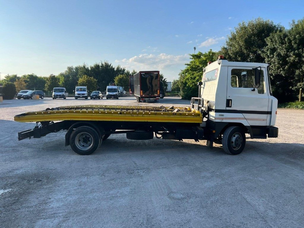 Tow truck NISSAN M I L50 PER SOCCORSO STRADALE: picture 6 Tow truck NISSAN M I L50 PER SOCCORSO STRADALE: picture 6