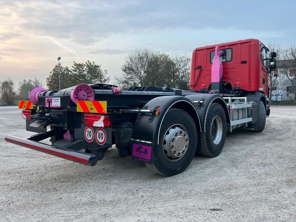 SCANIA G440 SCARRABILE NUOVO PNEUMATICO POSTERIORE - Hook lift truck: picture 5 SCANIA G440 SCARRABILE NUOVO PNEUMATICO POSTERIORE - Hook lift truck: picture 5