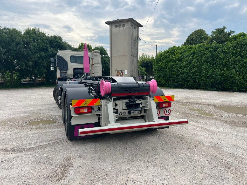 VOLVO FM480 SCARRABILE 8X4 - Hook lift truck: picture 4 VOLVO FM480 SCARRABILE 8X4 - Hook lift truck: picture 4