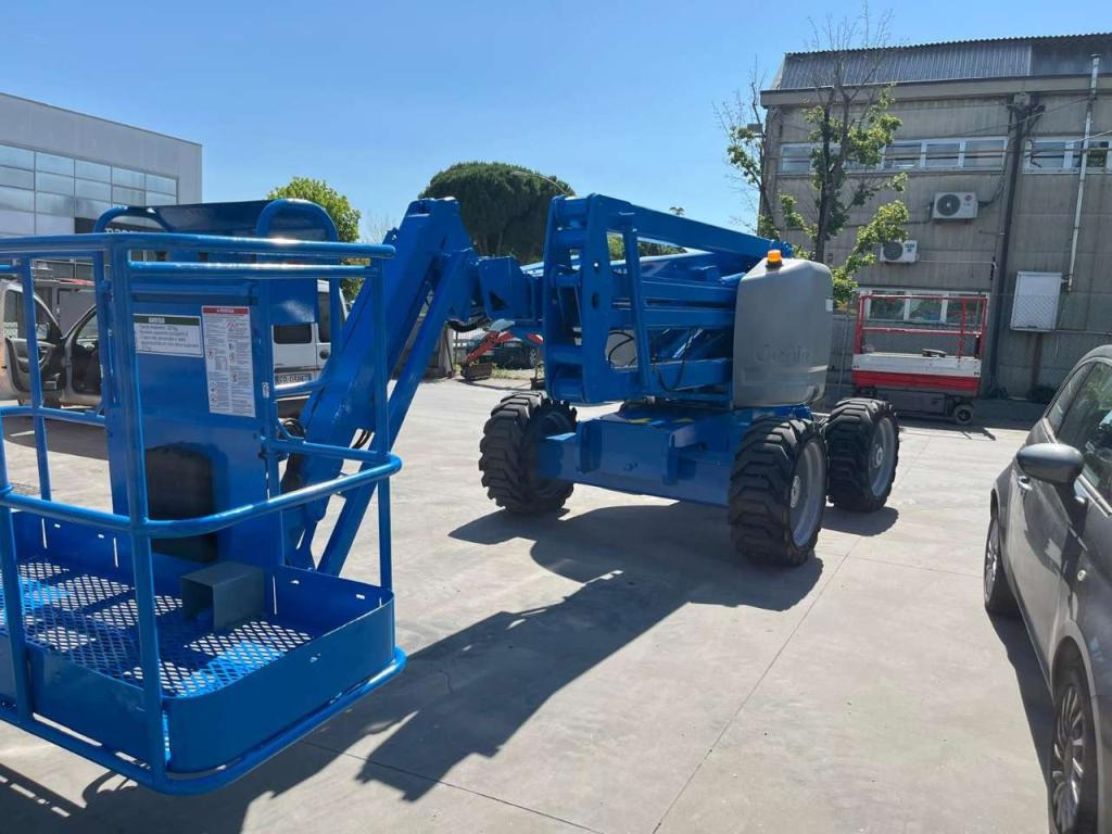 Genie Z45/25 - Articulated boom: picture 2 Genie Z45/25 - Articulated boom: picture 2