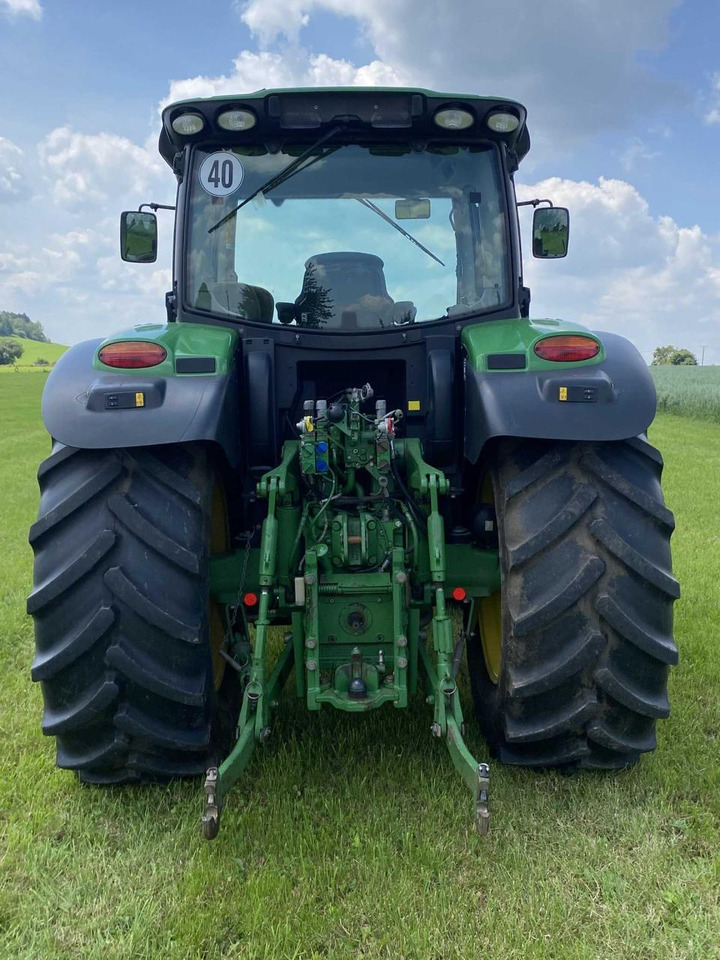 John Deere 6140 R - Farm tractor: picture 5 John Deere 6140 R - Farm tractor: picture 5