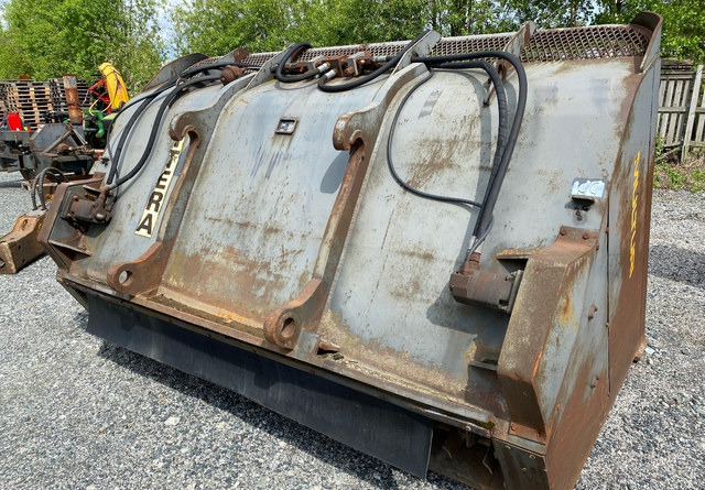 HyteraSeulakauha MPK 6/3 - Loader bucket: picture 2 HyteraSeulakauha MPK 6/3 - Loader bucket: picture 2