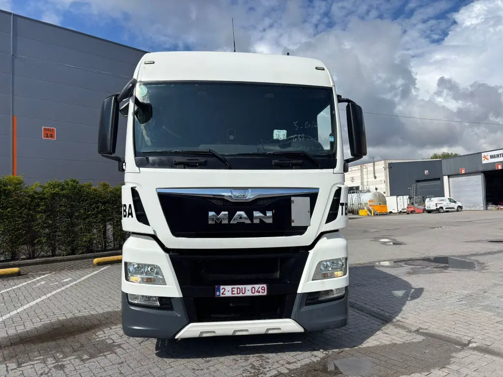 MAN TGX 18.440 XLX - Tractor unit: picture 2 MAN TGX 18.440 XLX - Tractor unit: picture 2