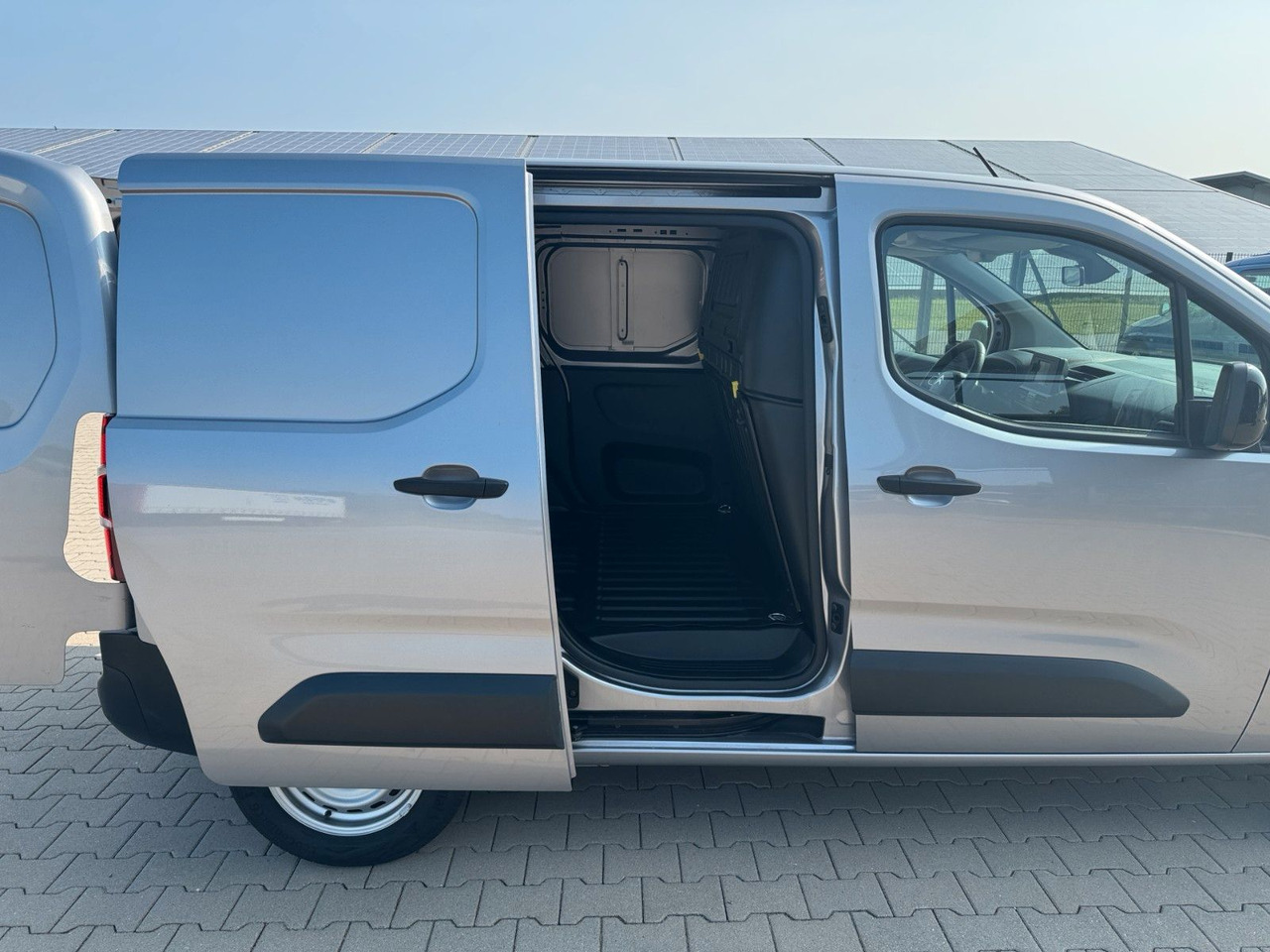 Passenger van Citroën Berlingo Kasten Club | Klima, 3 Sitzer, Durchlad: picture 10
