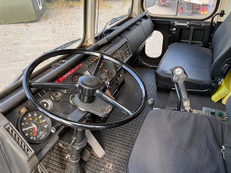 Truck EWK "BISON" (PROTOTYPE) AMPHIBIOUS MULTI PURPOSE TRUCK 4X4: picture 18 Truck EWK "BISON" (PROTOTYPE) AMPHIBIOUS MULTI PURPOSE TRUCK 4X4: picture 18