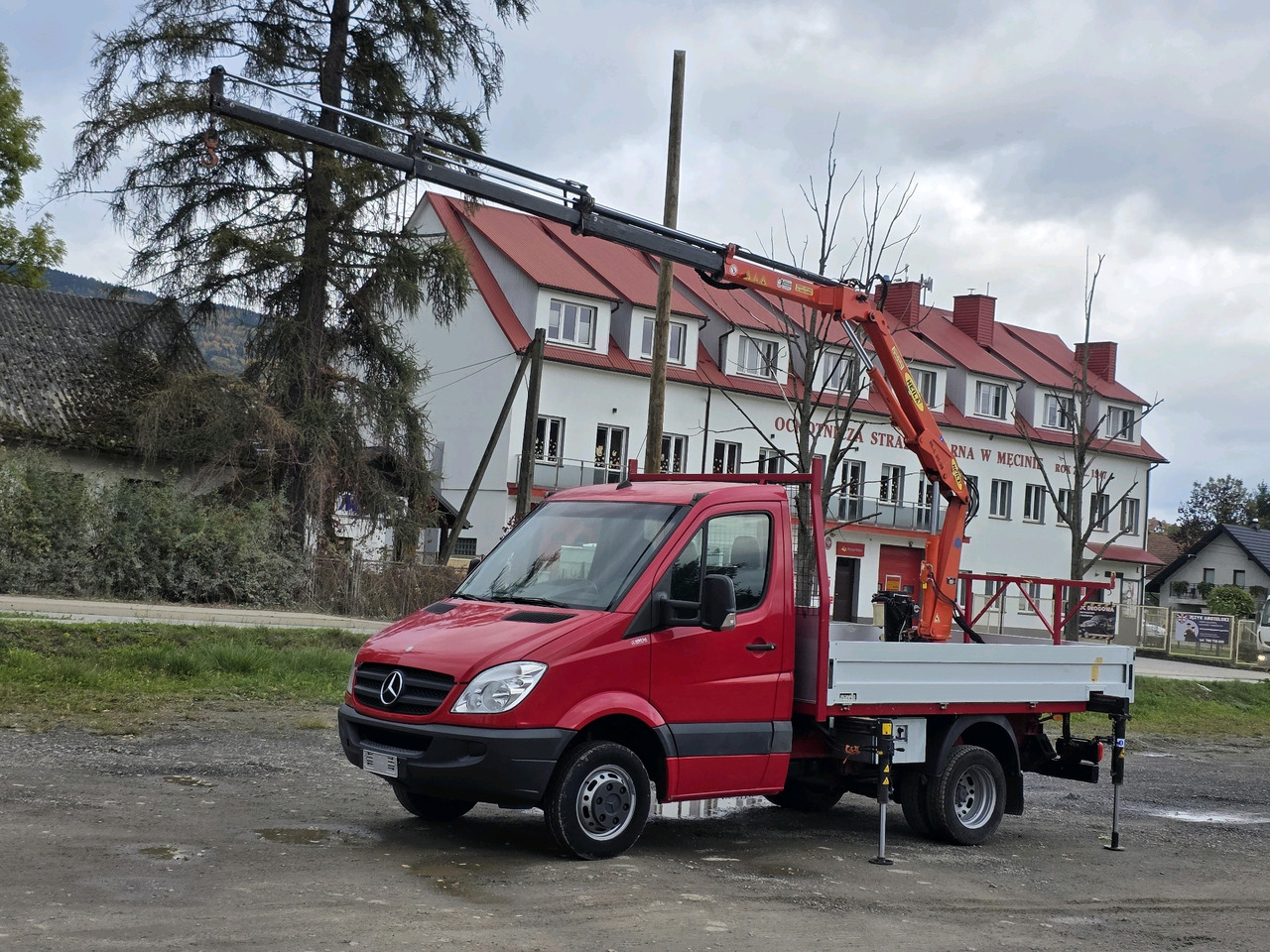 Mercedes-Benz Sprinter 418 CDI Skrzynia +HDS 10.5 M +Pilot  ! 87000km ! - Flatbed van: picture 2 Mercedes-Benz Sprinter 418 CDI Skrzynia +HDS 10.5 M +Pilot  ! 87000km ! - Flatbed van: picture 2