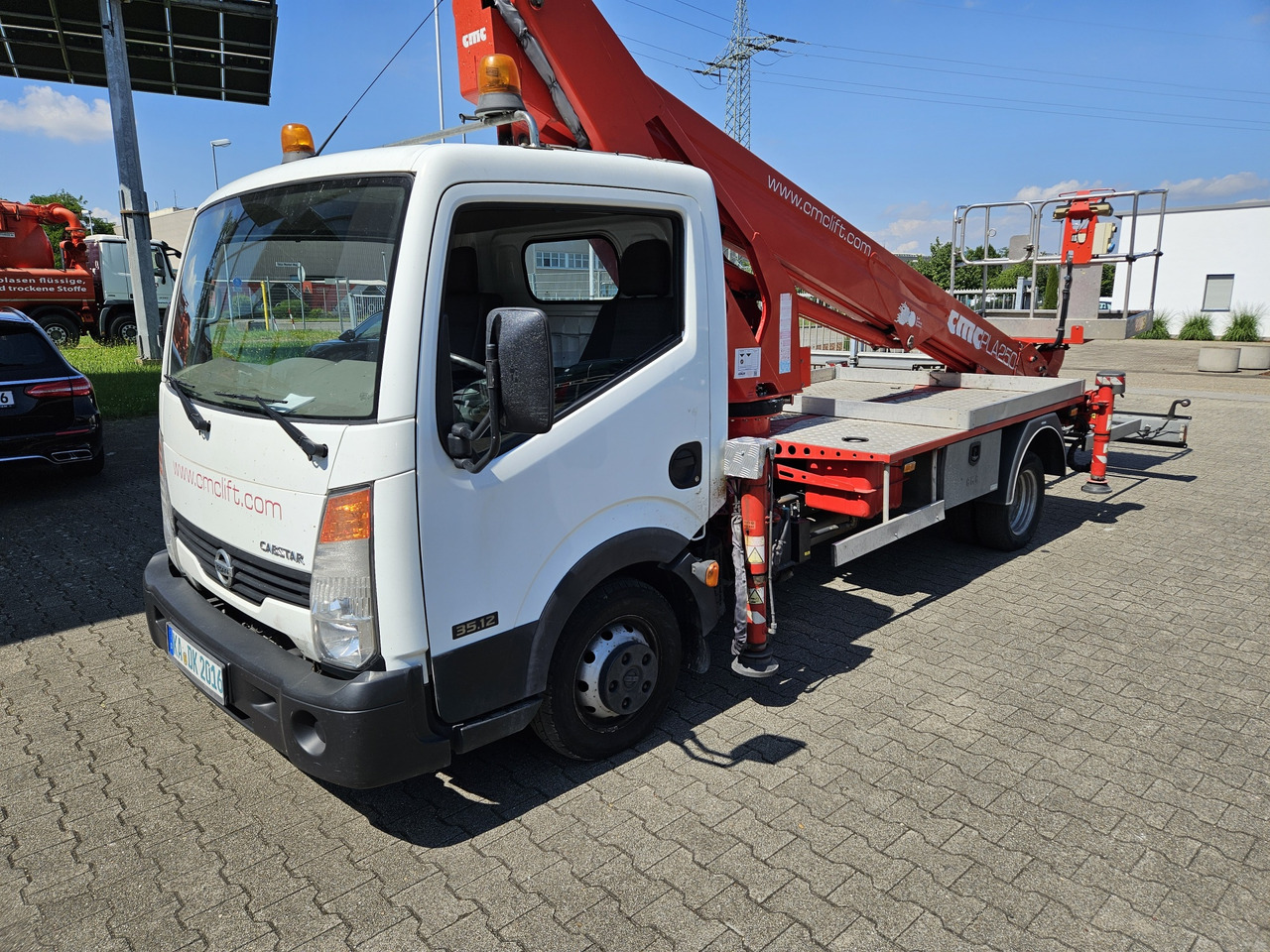 Nissan Cabstar CMC PLA 250 - 25m TOP nur 420 Stunden! - Truck mounted aerial platform: picture 2 Nissan Cabstar CMC PLA 250 - 25m TOP nur 420 Stunden! - Truck mounted aerial platform: picture 2